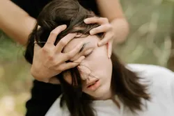 Hypnosetherapie mit Schnellinduktion der Hypnose - www.hypnose-hilfe.ch